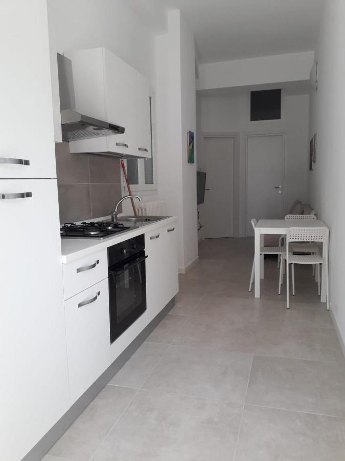 B&B Lido Apartament 10A 시비타노바 마르셰 외부 사진