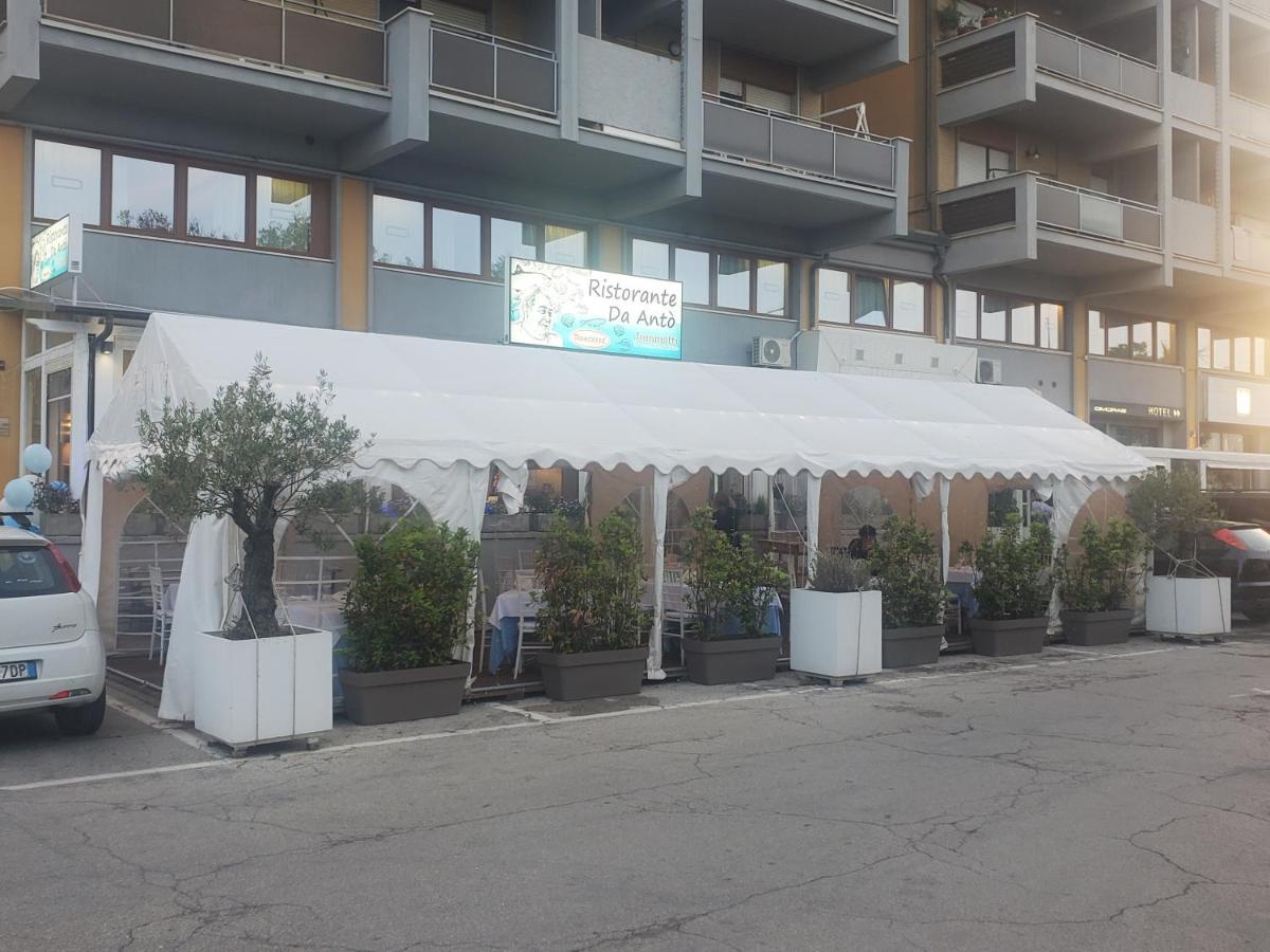 B&B Lido Apartament 10A 시비타노바 마르셰 외부 사진