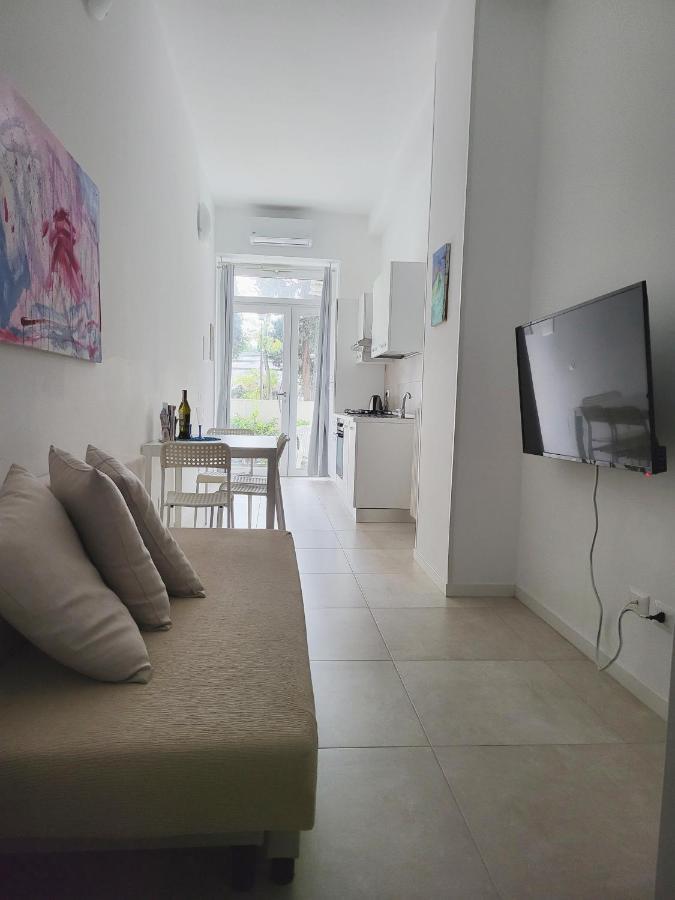 B&B Lido Apartament 10A 시비타노바 마르셰 외부 사진